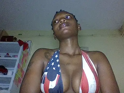 Snapshot of hot_nina chatting on 3, 12, 2025 hot nina online show from 3, 12, 2025