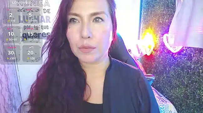 Snapshot of evelyn_mature19 chatting on 2, 2, 2025 evelyn mature19 online show from 2, 2, 2025