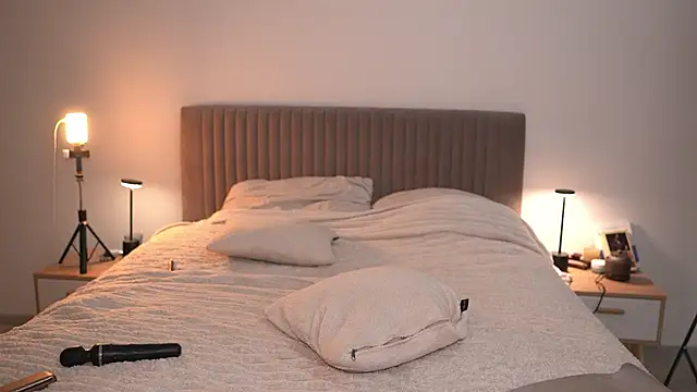 arielbell  online show from 22, 4, 2026