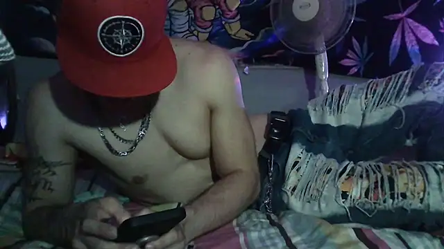 Snapshot of --D-a-D-D-y- chatting on 13, 10, 2025 --D-a-D-D-y- online show from 13, 10, 2025