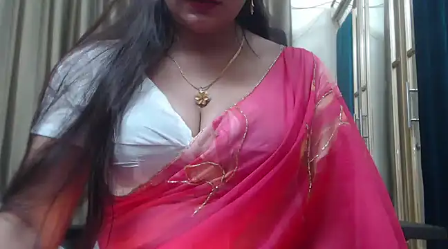 Snapshot of desi-maisa130 chatting on 4, 12, 2024 desi-maisa130 online show from 4, 12, 2024