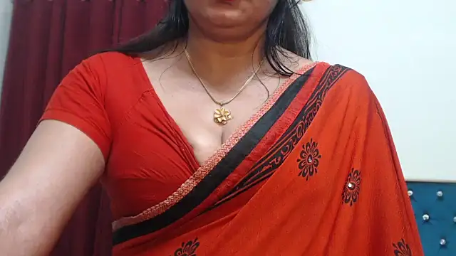 Snapshot of desi-maisa130 chatting on 25, 9, 2025 desi-maisa130 online show from 25, 9, 2025