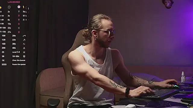 pleasure8869 online show from 7, 1, 2025