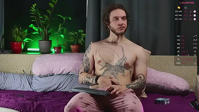 pleasure8869 online show from 18, 9, 2025