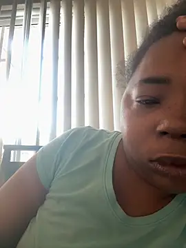 JCCaramelbarbie1 online show from 28, 11, 2025