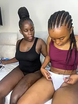 Doublefreaks online show from 9, 10, 2025