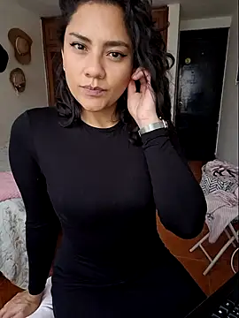 Snapshot of Thaliacooper_ chatting on 13, 12, 2024 Thaliacooper  online show from 13, 12, 2024