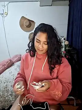 Snapshot of Thaliacooper_ chatting on 25, 1, 2025 Thaliacooper  online show from 25, 1, 2025