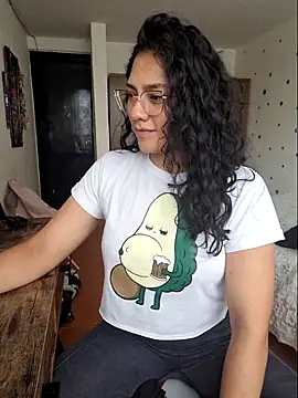 Snapshot of Thaliacooper_ chatting on 22, 10, 2025 Thaliacooper  online show from 22, 10, 2025