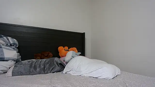 QueenLolaX online show from 10, 1, 2026