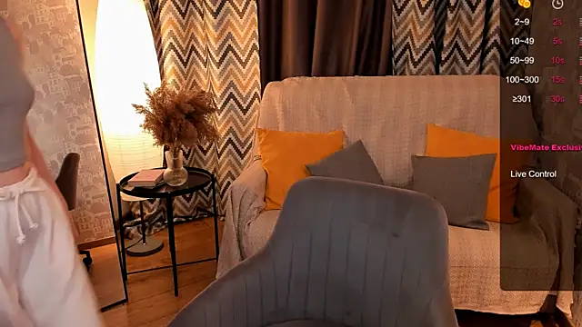 LanaBlu  online show from 8, 12, 2024