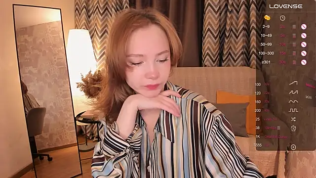 LanaBlu  online show from 9, 12, 2024