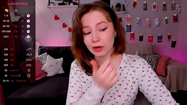 LanaBlu  online show from 5, 3, 2026