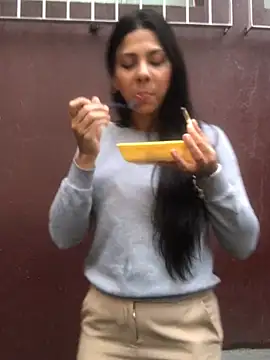 Snapshot of bellinii07 chatting on 11, 1, 2025 bellinii07 online show from 11, 1, 2025