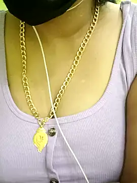 Aishu-tamil09 online show from 15, 12, 2024