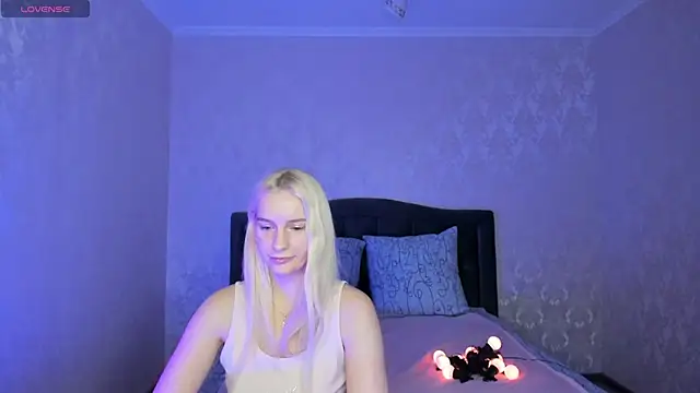 Amanda054 online show from 9, 1, 2025