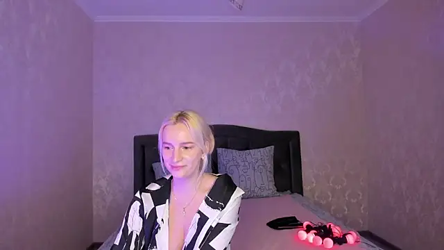 Amanda054 online show from 24, 2, 2025