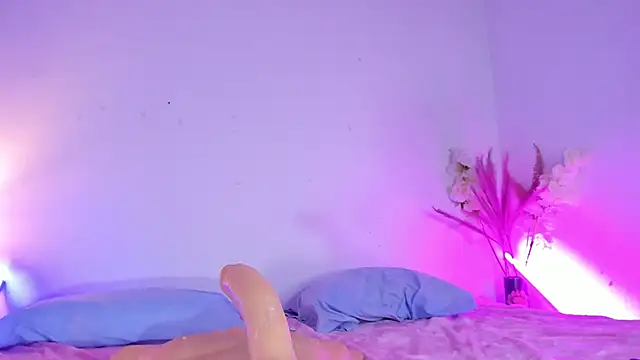 julieta red2 online show from 25, 2, 2025