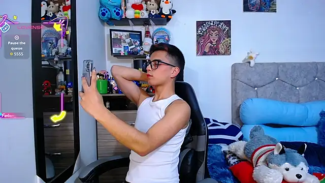 OwenBluee online show from 27, 2, 2026