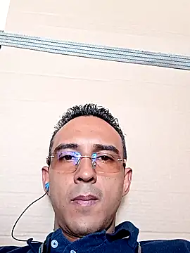 Snapshot of paisa233 chatting on 11, 9, 2025 paisa233 online show from 11, 9, 2025