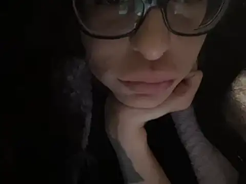 myloveforyouu online show from 20, 1, 2025