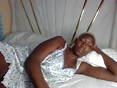 SquirtQueen16 online show from 25, 11, 2025