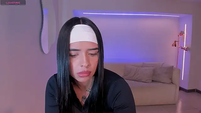 MariaHerrera  online show from 9, 10, 2025