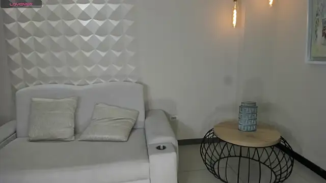 Snapshot of MariaHerrera_ chatting on 11, 5, 2026 MariaHerrera online show from 11, 5, 2026
