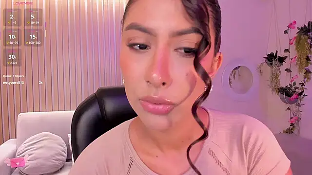 ArianaDumont online show from 11, 10, 2025