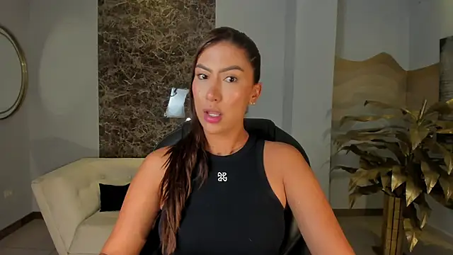 ArianaDumont online show from 2, 4, 2026