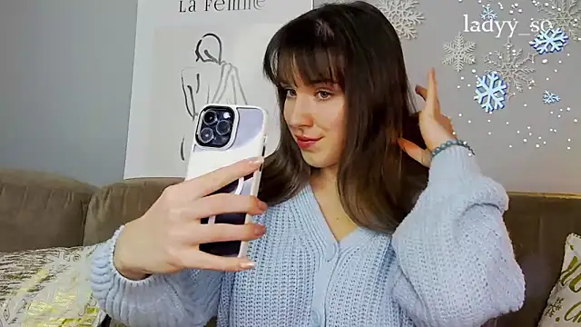 Snapshot of Sofia_Hugs chatting on 30, 1, 2025 Sofia Hugs online show from 30, 1, 2025