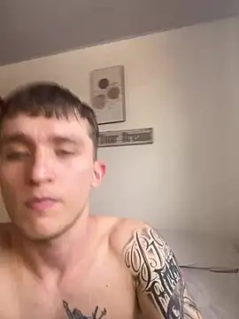 Dylanwhite23  online show from 17, 1, 2025