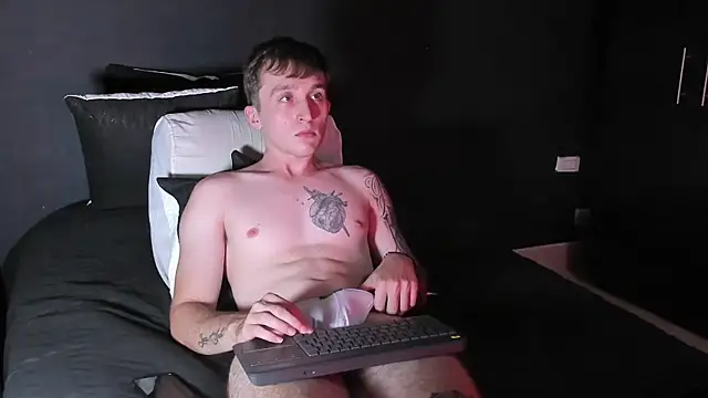 Dylanwhite23  online show from 11, 9, 2025