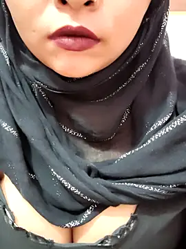 Snapshot of Indian-Nazia chatting on 9, 10, 2025 Indian-Nazia online show from 9, 10, 2025