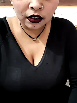 Snapshot of Indian-Nazia chatting on 14, 11, 2025 Indian-Nazia online show from 14, 11, 2025