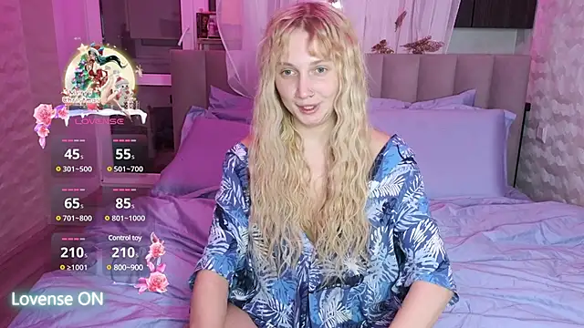 GoodGirl0024 online show from 23, 2, 2025