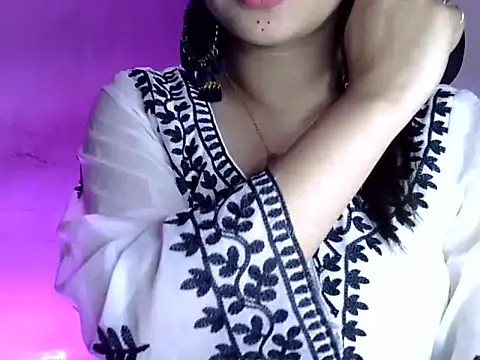 akshara thakur9 online show from 1, 3, 2026