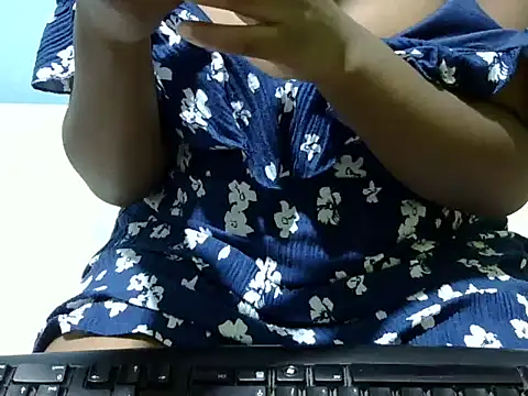 prettylacey3 online show from 1, 12, 2025