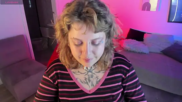 Sabrina scarlett online show from 17, 10, 2025