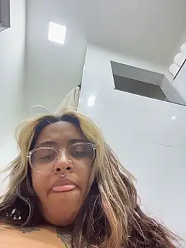 lolafairytail online show from 15, 12, 2025