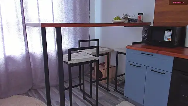 Miya Kisss online show from 13, 9, 2025