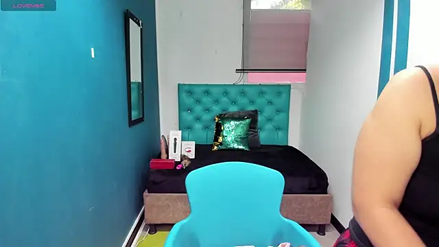 ArielleJones online show from 4, 12, 2024