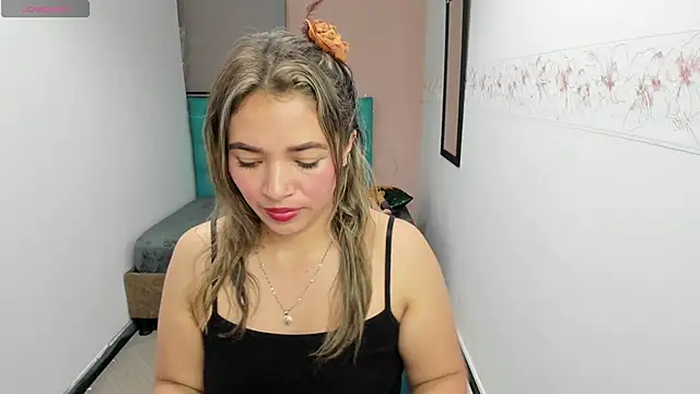 ArielleJones online show from 30, 12, 2024