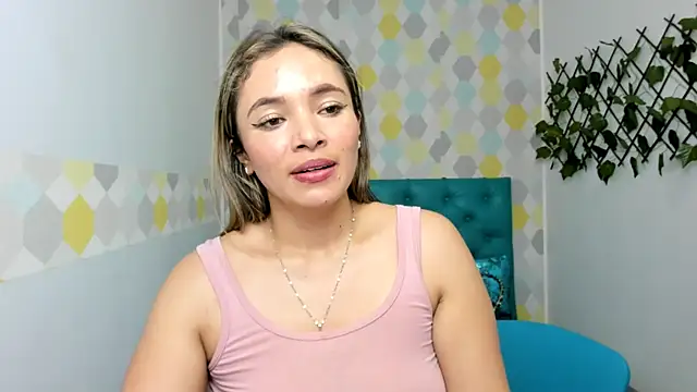 ArielleJones online show from 12, 1, 2025