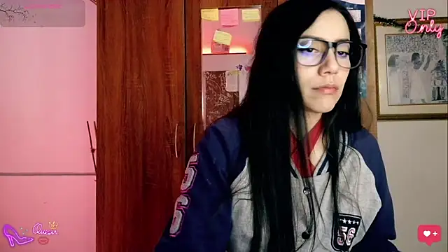 LauGrayJ online show from 15, 2, 2026