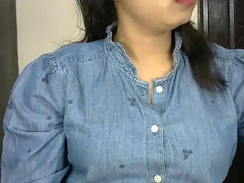 HOT-LOVELY online show from 18, 2, 2025