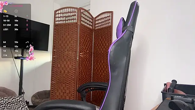 Caliiie-of online show from 12, 11, 2025