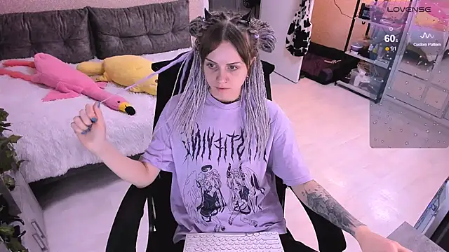 NaniMoore online show from 30, 12, 2024