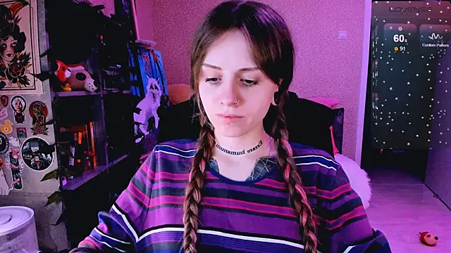 NaniMoore online show from 16, 3, 2025