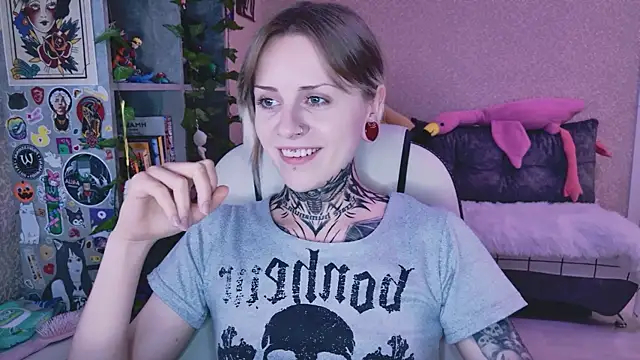 NaniMoore online show from 5, 7, 2026